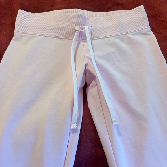 Low waisted pink track pants🎀 - Picture 3 of 3